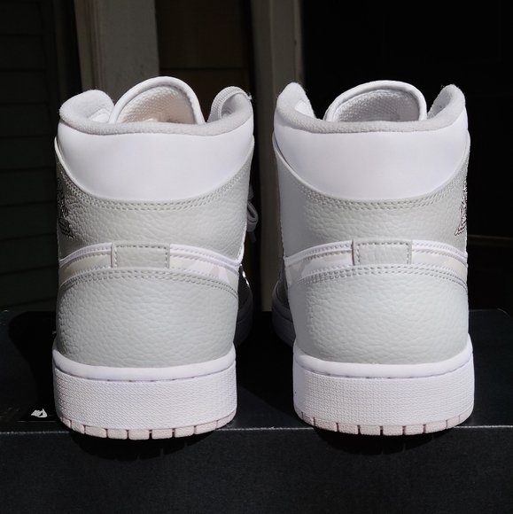 Jordan 1 Mid 'Grey Camo' - Picture 2 of 7